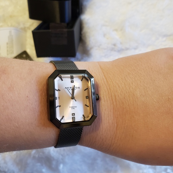 Akribos XXIV Empire Diamond women's watch - Picture 6 of 7